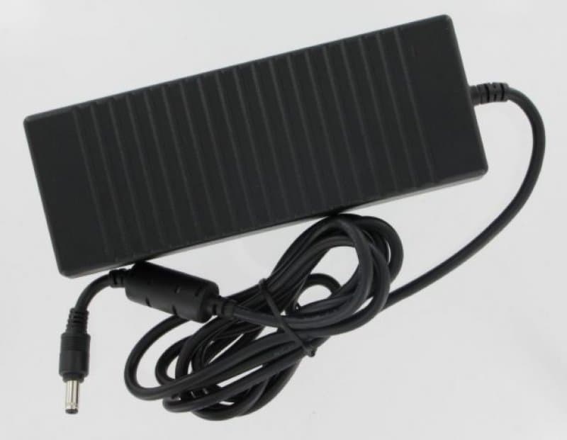 Adaptateur secteur pour Compaq Presario R3360 / R3363 (pas d'origine)