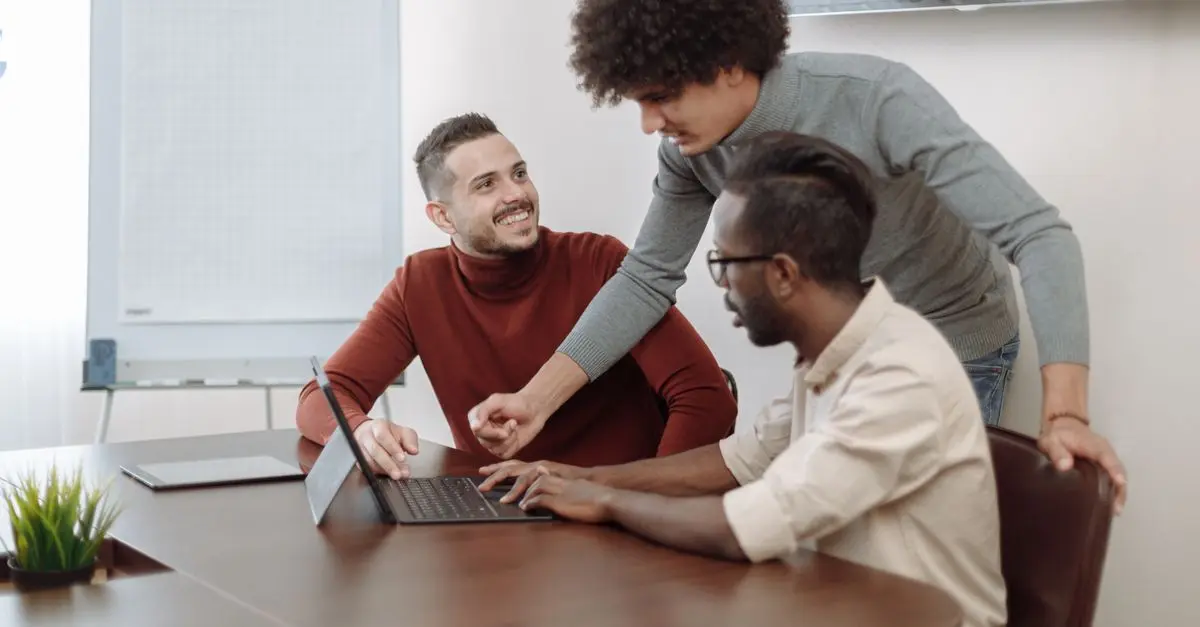 5 Meilleurs Outils pour Évaluer un Expert Informatique