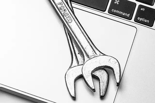 Les Outils Indispensables pour Devenir un Expert Informatique