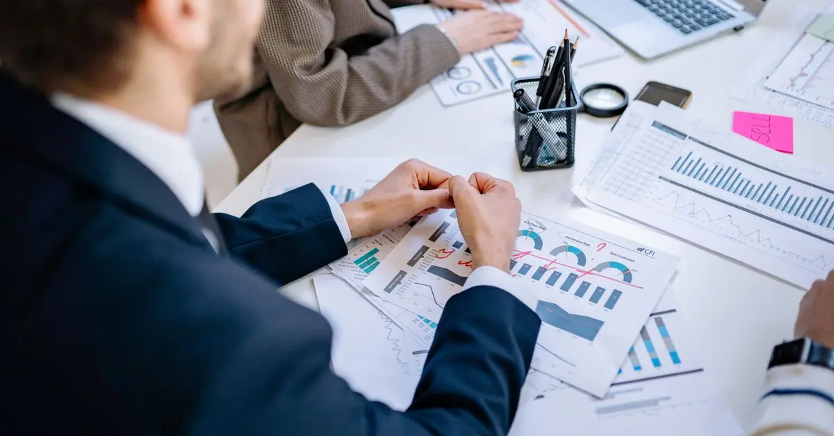 Comment Choisir le Bon Expert en Informatique pour Votre Projet