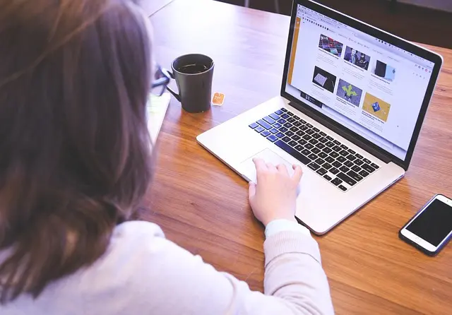 Les Meilleures Pratiques pour Évaluer un Expert Informatique