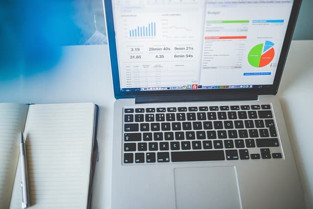 Les Éléments Clés pour Évaluer un Expert en Informatique