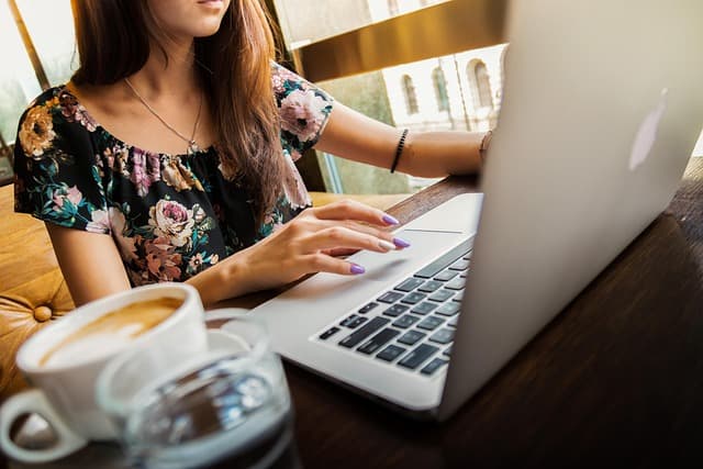 Les Différentes Spécialités des Experts en Informatique